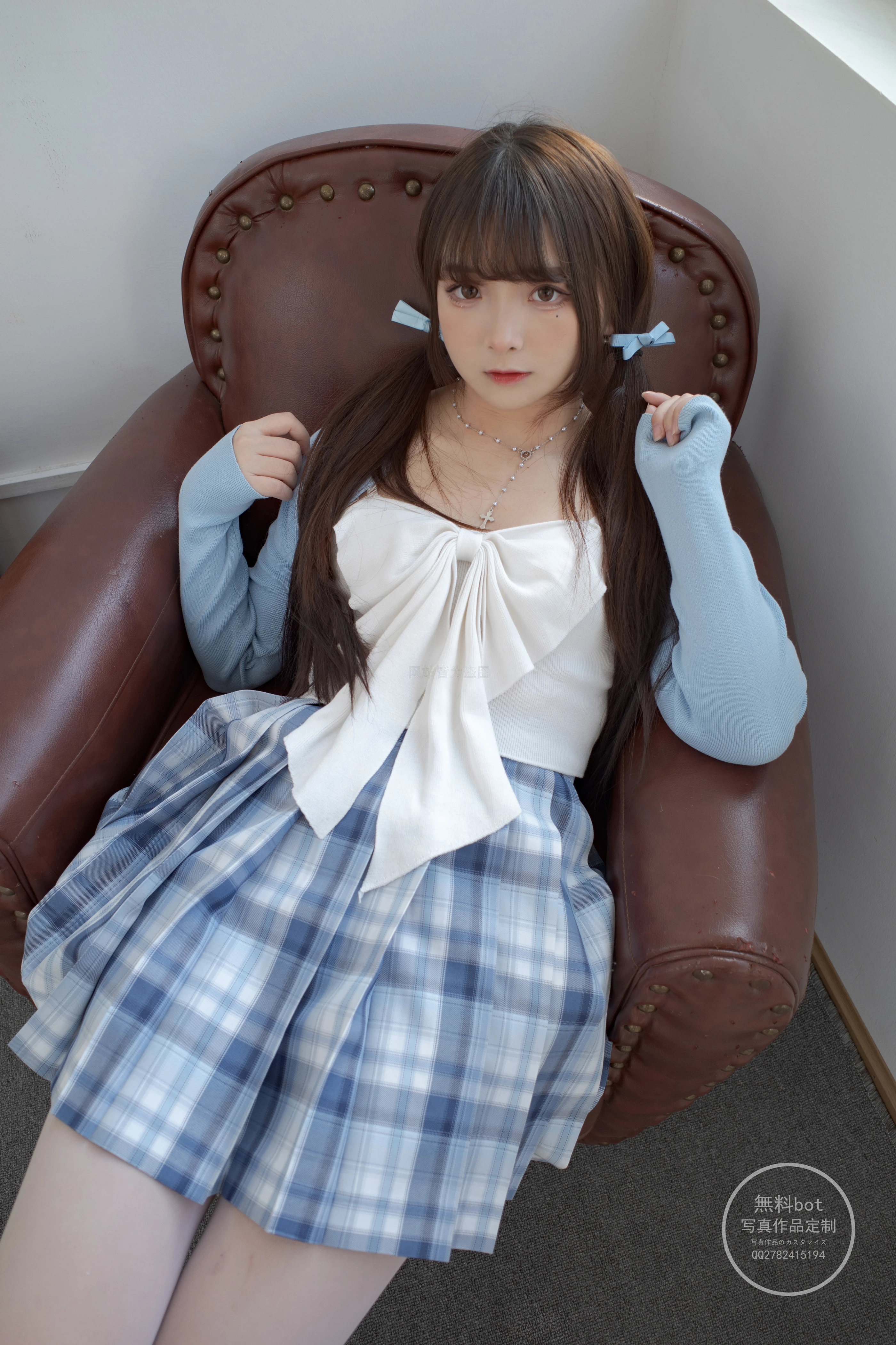 森萝财团 有料008 古川kagura 沙发上的白丝 [66P] 1